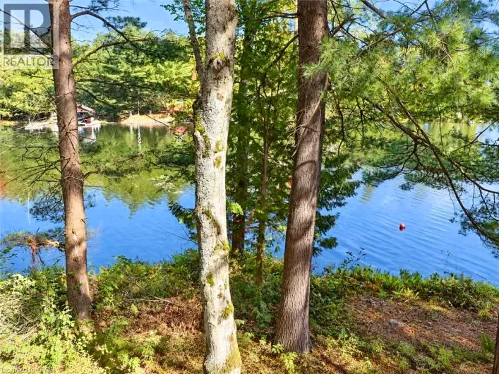 House for sale: 216 SMOOTH ROCK Road, Port Severn
