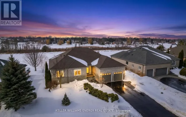 216 SOUTHCREST DRIVE, Kawartha Lakes