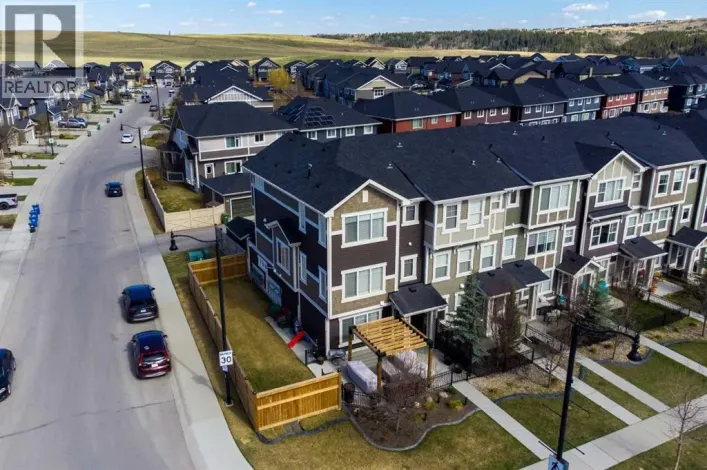 216 Sundown Road, Cochrane