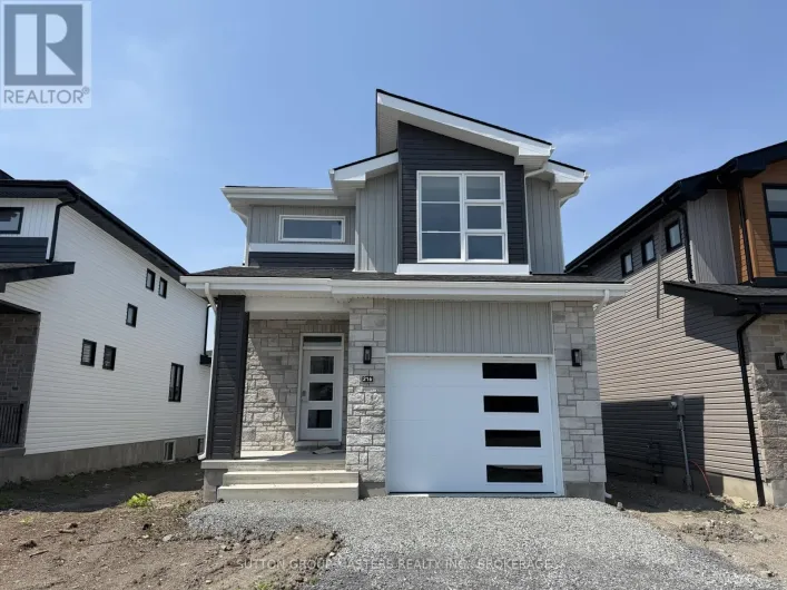 216 SUPERIOR DRIVE, Loyalist