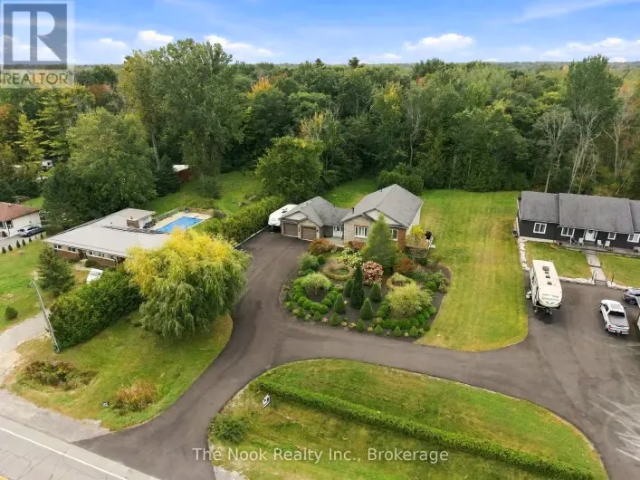 21611 LOYALIST PARKWAY, Prince Edward County