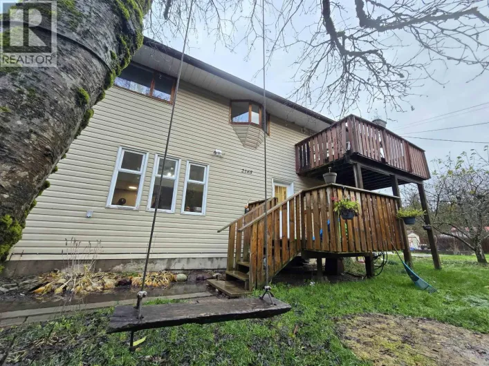 2165 QUEENSWAY DRIVE, Terrace