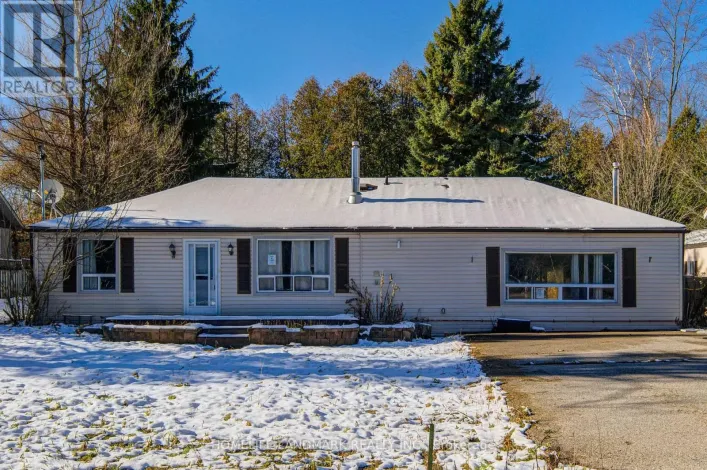 21654 WARDEN AVENUE, East Gwillimbury