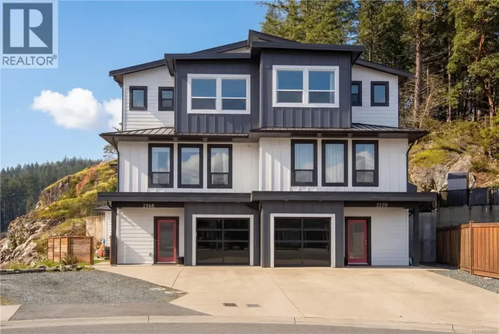 2168 Mountain Heights Dr, Sooke