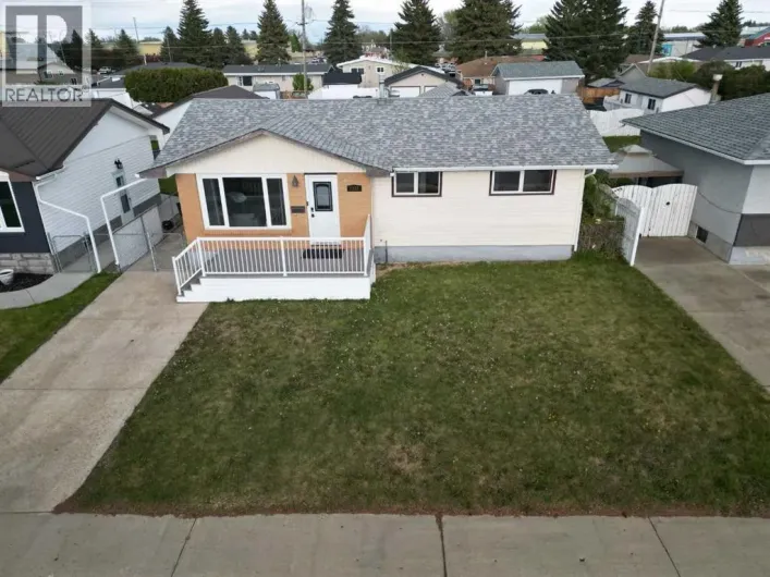 2169 20 Avenue SE, Medicine Hat