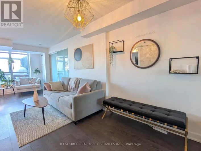 217 - 11 SUPERIOR AVENUE, Toronto