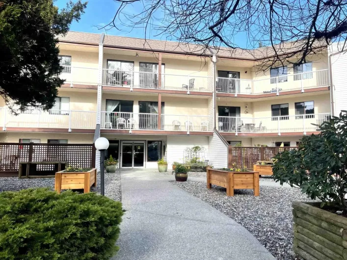 217 12890 17 AVENUE, Surrey