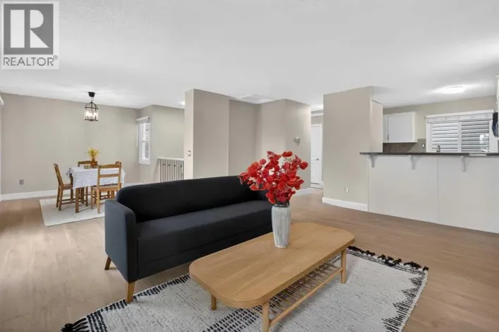 217, 36 Glamis Green SW, Calgary
