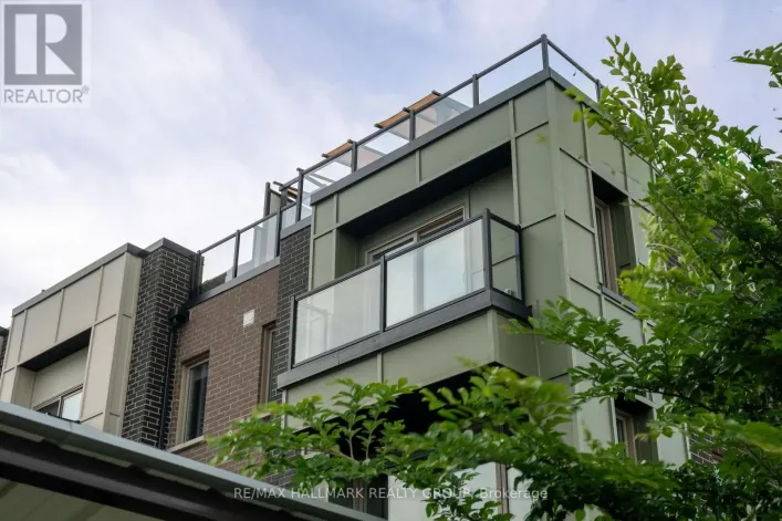 217 - 583 TAKAMOSE PRIVATE, Ottawa
