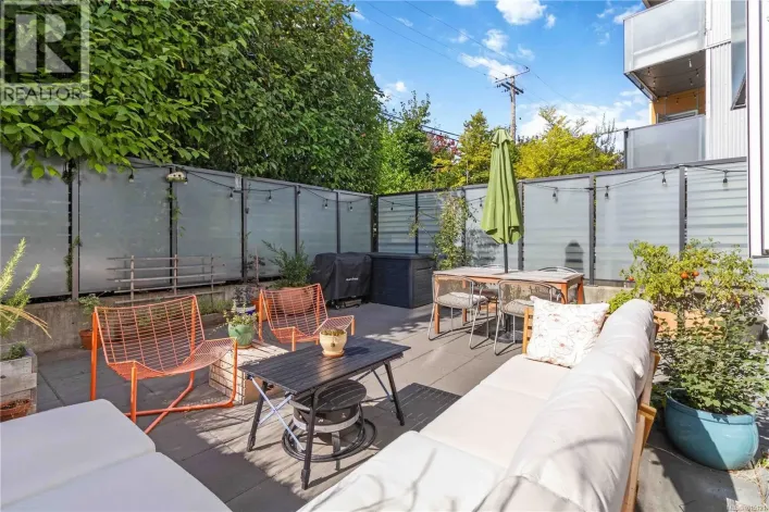 217 767 Tyee Rd, Victoria