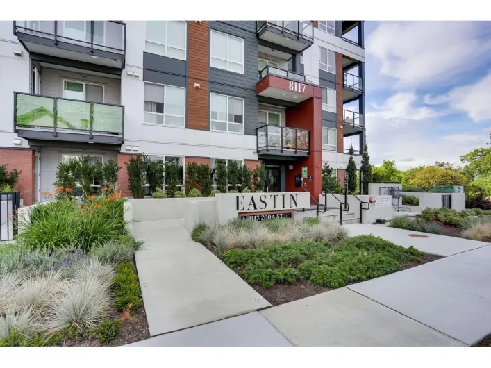 217 8117 200A STREET, Langley