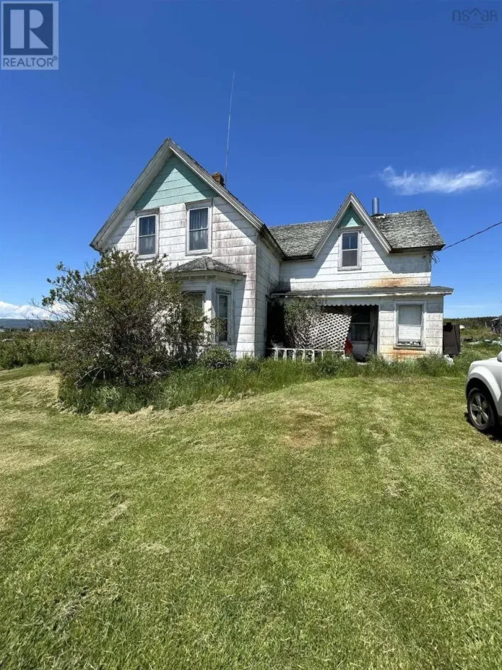 217 Back Street, Advocate Harbour