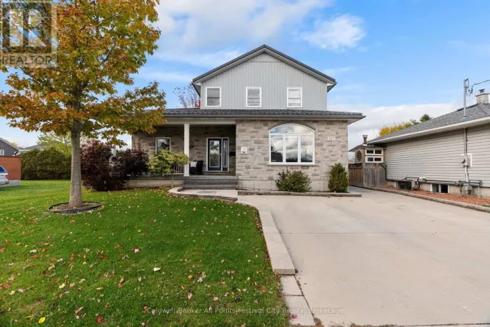 217 BRITANNIA ROAD E, Goderich)