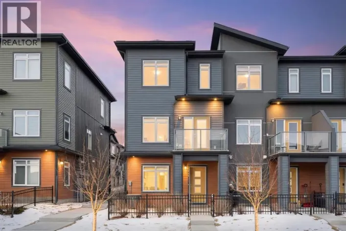 217 Sage Bluff Drive NW, Calgary