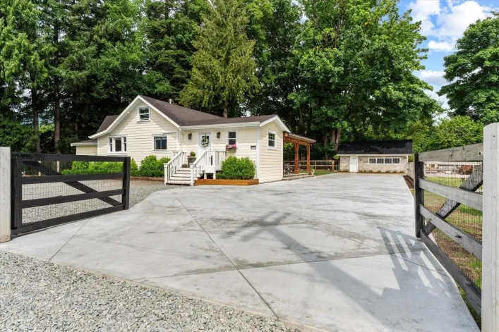 2170 ASHTON ROAD|Agassiz, Agassiz