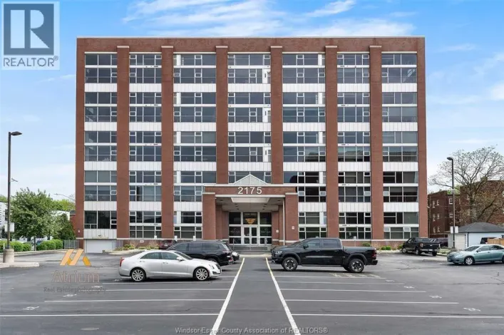 2175 WYANDOTTE STREET East Unit# 102, Windsor