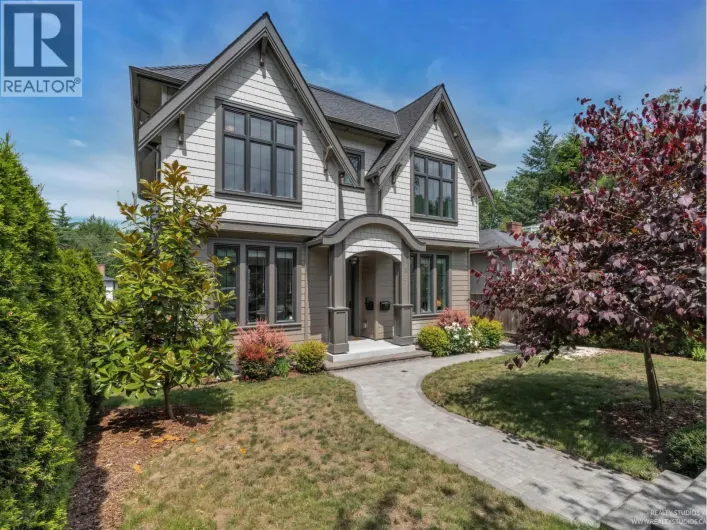 2177 E 20TH AVENUE, Vancouver