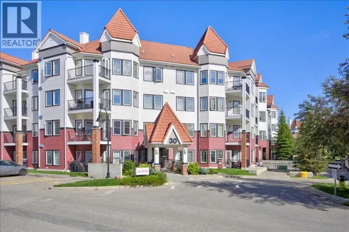 218, 30 Royal Oak Plaza NW, Calgary