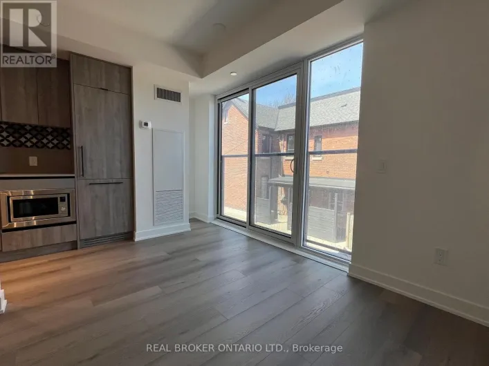 218 - 5 LAKEVIEW AVENUE, Toronto
