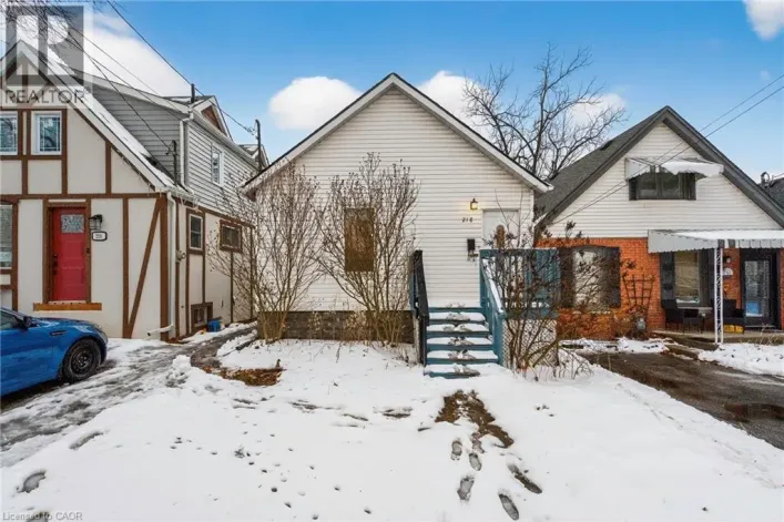218 EAST 8TH Street, Hamilton
