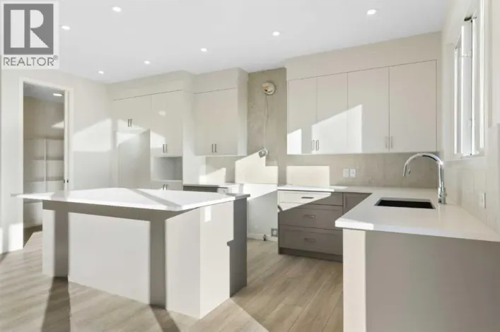 218 West Grove Lane SW, Calgary