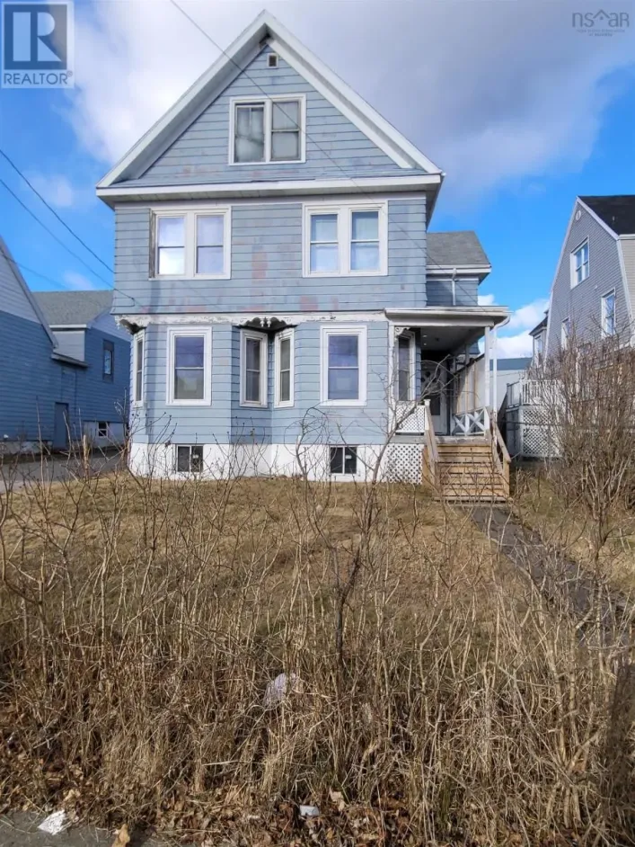 218 York Street, Glace Bay