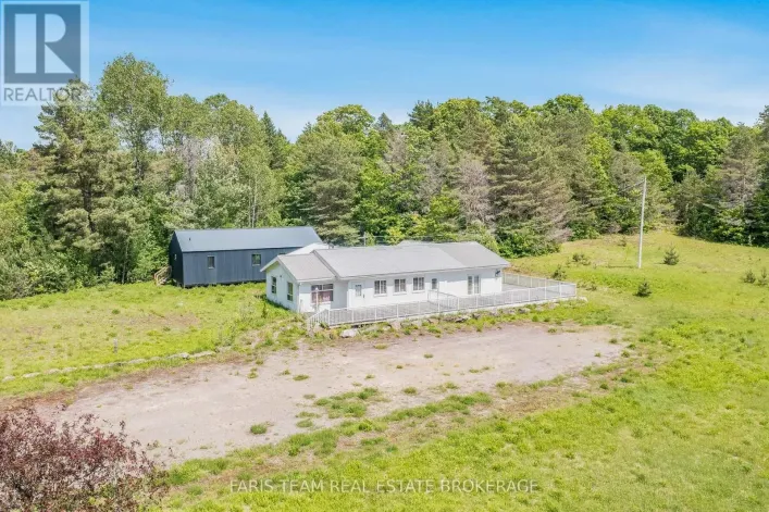 2180-2186 HWY 141, Muskoka Lakes