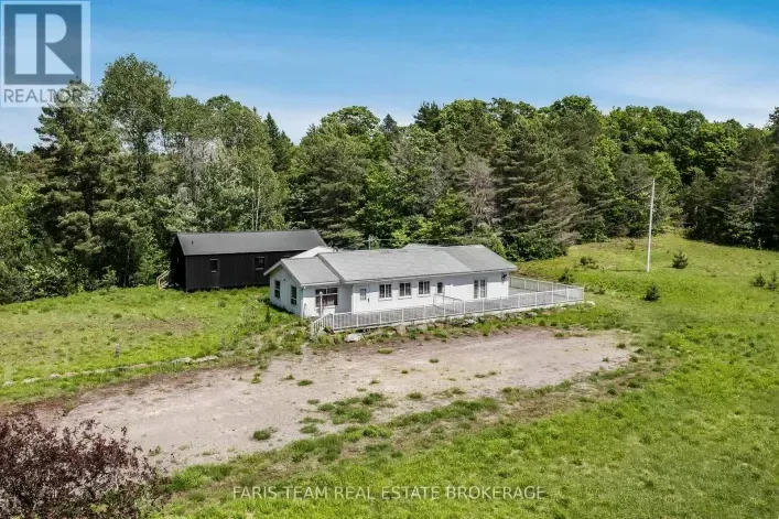 2180-2186 HWY. 141, Muskoka Lakes