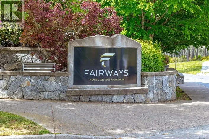 218-220 B 1376 Lynburne Pl, Langford