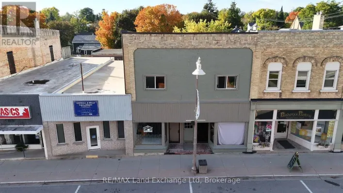 218-220 JOSEPHINE STREET, North Huron