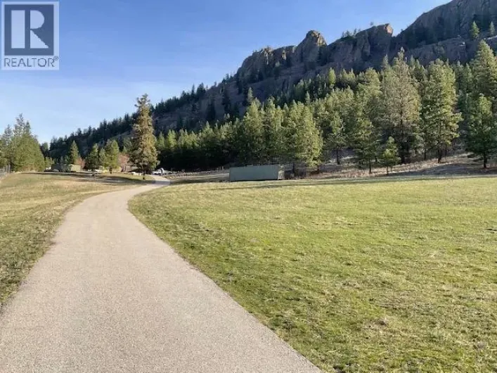 21825 Garnet Valley Road, Summerland