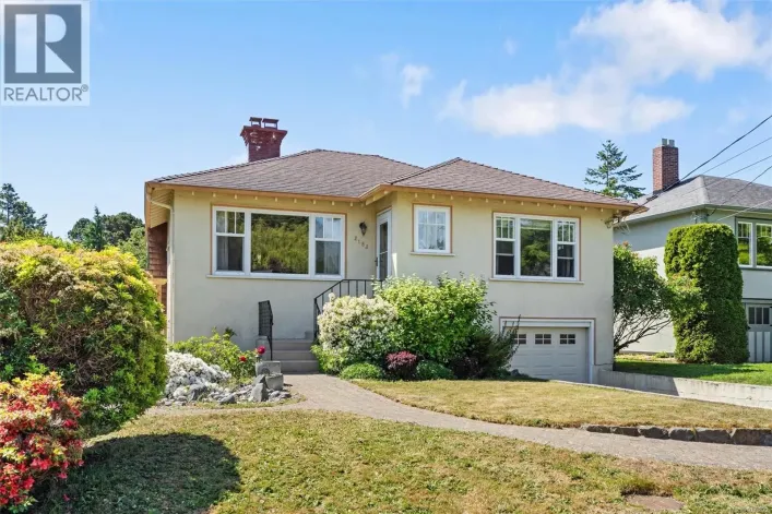 2183 Central Ave, Oak Bay