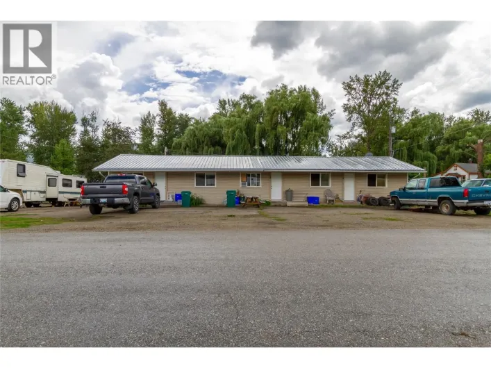 2184 Bessette Street Unit# 1,2,3, Lumby