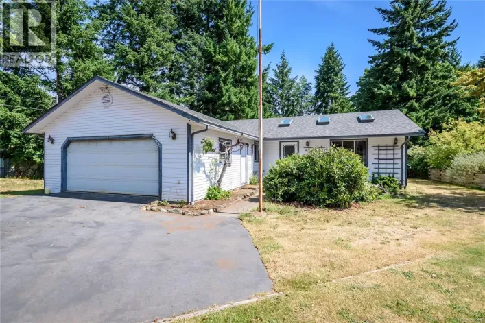 2186 Waveland Rd, Courtenay