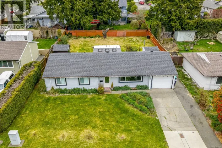 2188 Noel Ave, Comox
