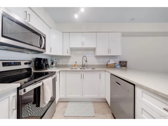 219 30515 CARDINAL AVENUE, Abbotsford