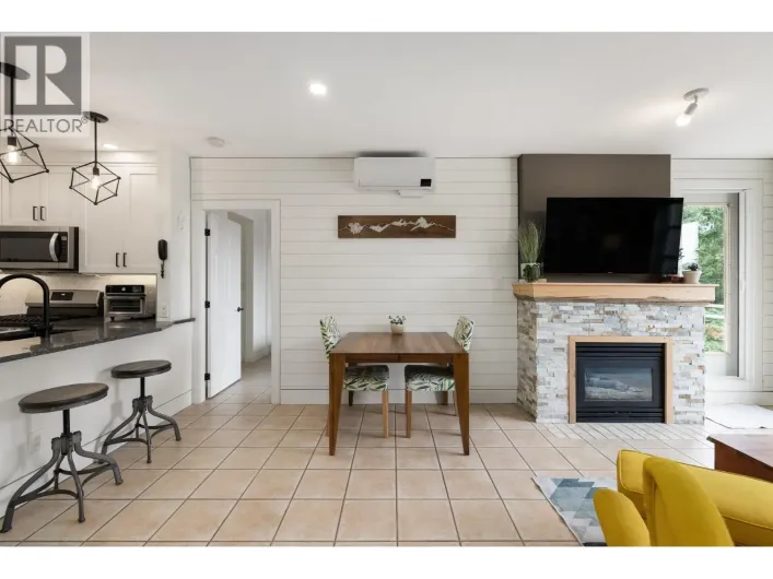 219 3629 DEERCREST DRIVE, North Vancouver