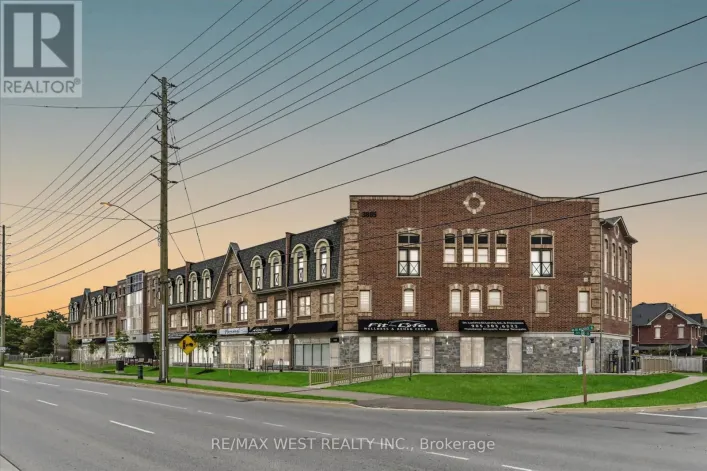 219 - 3865 MAJOR MACKENZIE DRIVE, Vaughan