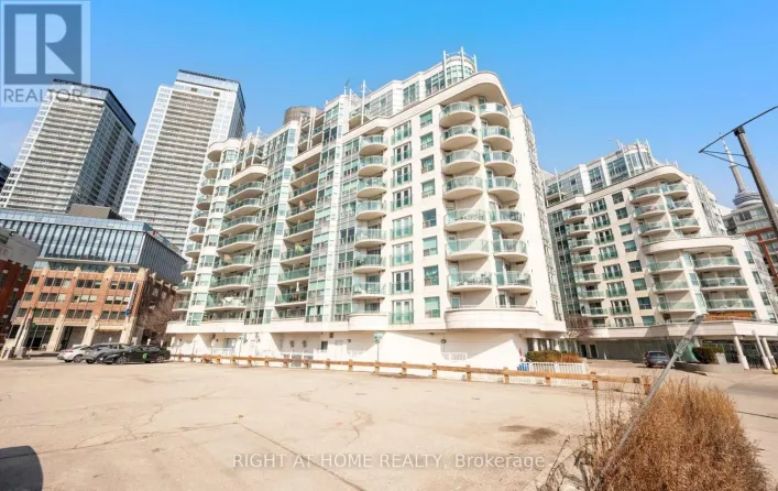 219 - 600 QUEENS QUAY, Toronto