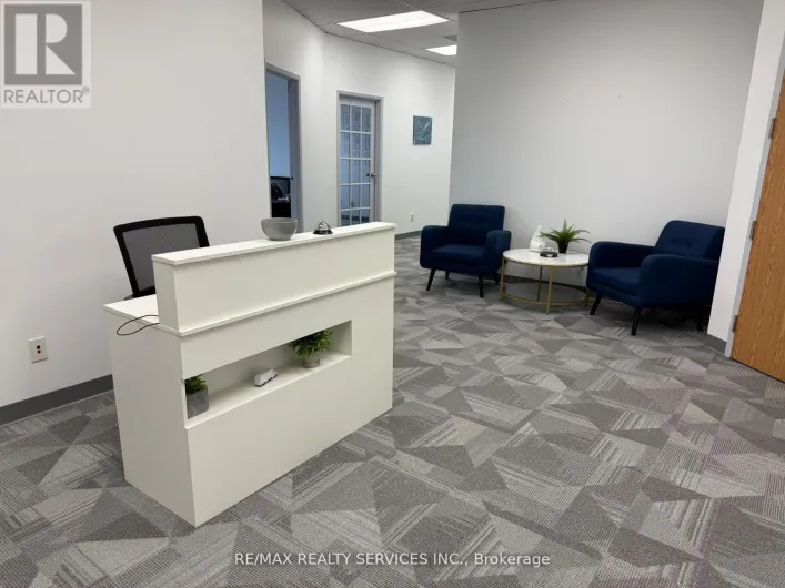 219 - 6705 TOMKEN RD ROAD, Mississauga