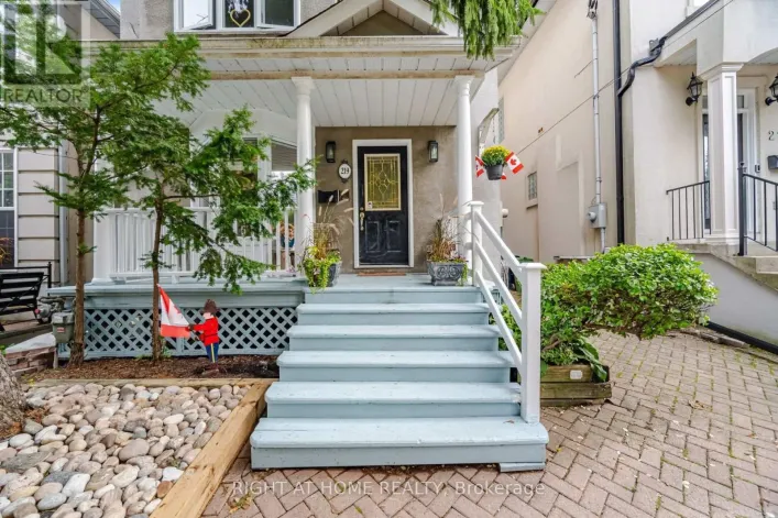 219 BROADWAY AVENUE, Toronto