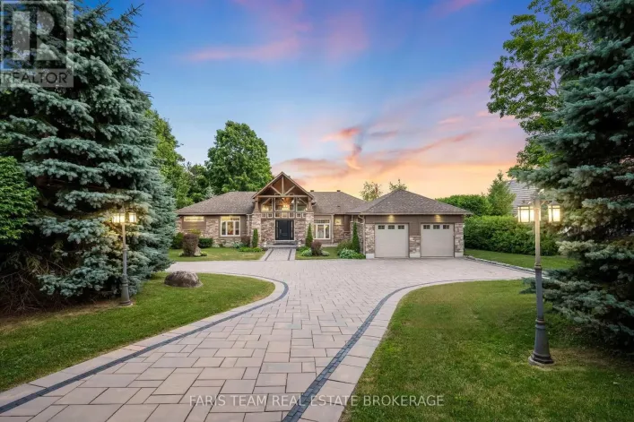 219 CHAMPLAIN ROAD, Penetanguishene