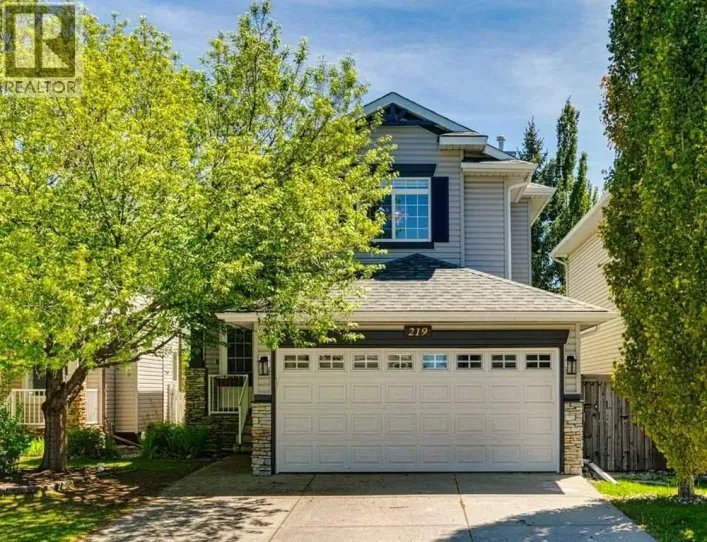 219 Chapalina Place SE, Calgary