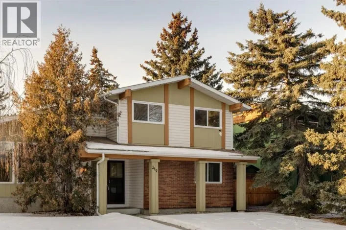 219 Silvercreek Close NW, Calgary