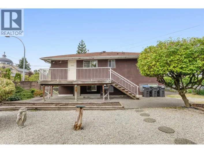 2192 GRANT AVENUE, Port Coquitlam