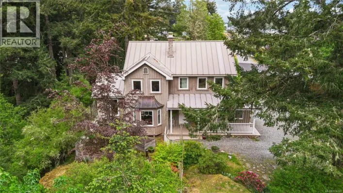 2193 Firwood Pl, Sooke
