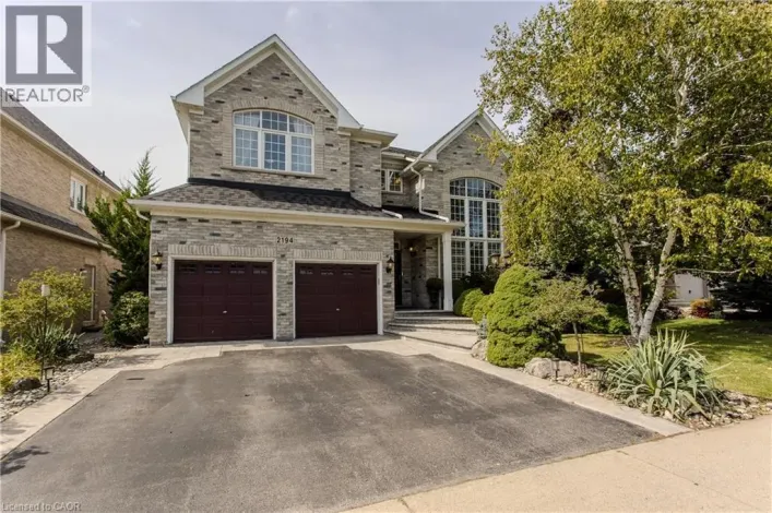 2194 BERWICK Drive, Burlington