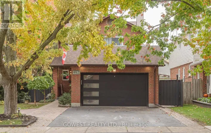 2194 MADDEN BOULEVARD, Oakville