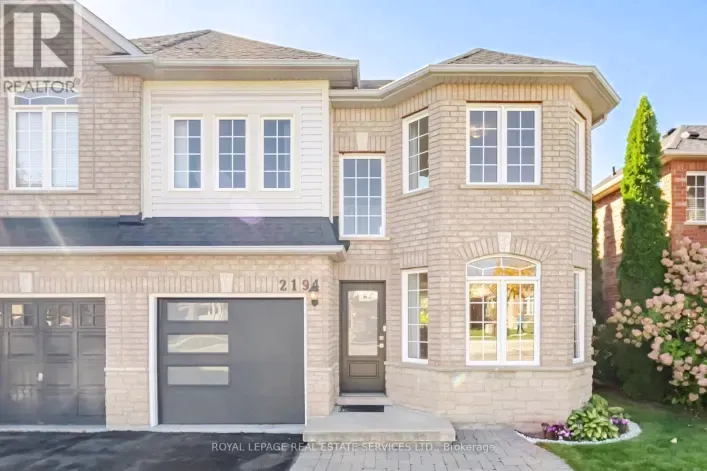 House for sale: 2194 SUTTON DRIVE, Burlington