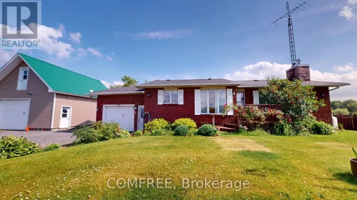 2196 CONCESSION 3 ROAD, Alfred and Plantagenet